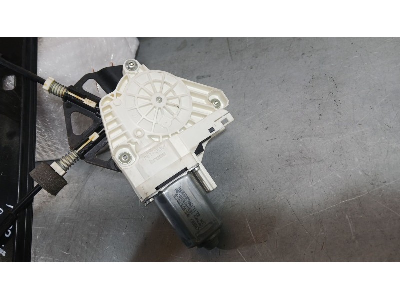 Recambio de elevalunas delantero izquierdo para audi q3 (8ub, 8ug) 2.0 tdi quattro referencia OEM IAM 8U0837461  