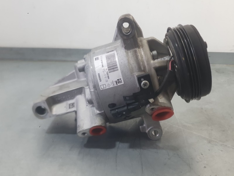 Recambio de compresor aire acondicionado para dacia sandero ii (b8_) 1.0 sce 75 (b8jc, b8jd) referencia OEM IAM 926000287R  