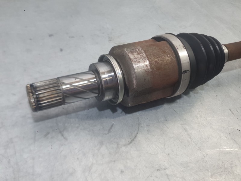 Recambio de transmision delantera izquierda para dacia sandero ii (b8_) 1.0 sce 75 (b8jc, b8jd) referencia OEM IAM 391012636R  