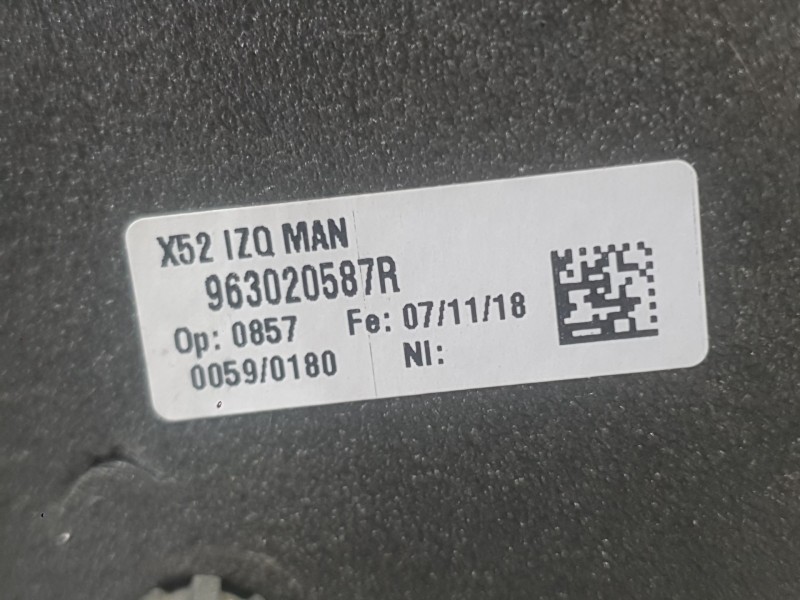 Recambio de retrovisor izquierdo para dacia sandero ii (b8_) 1.0 sce 75 (b8jc, b8jd) referencia OEM IAM 963021832R  