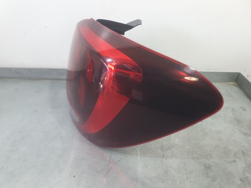 Recambio de piloto trasero derecho para dacia sandero ii (b8_) 1.0 sce 75 (b8jc, b8jd) referencia OEM IAM 265506669R  