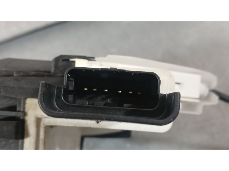 Recambio de cerradura puerta delantera izquierda para peugeot 5008 (0u_, 0e_) 1.6 hdi referencia OEM IAM 9800623180  