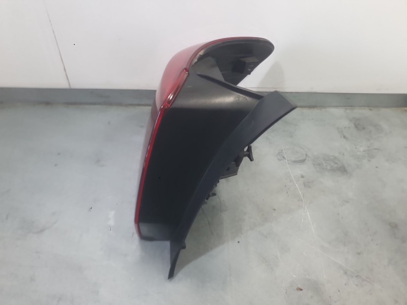 Recambio de piloto trasero izquierdo para dacia sandero ii (b8_) 1.0 sce 75 (b8jc, b8jd) referencia OEM IAM 265554085R  