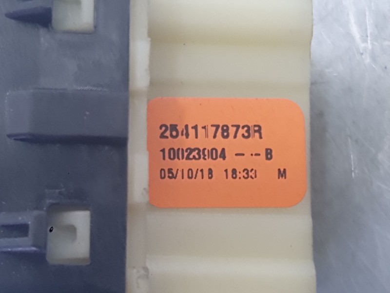 Recambio de mando elevalunas delantero izquierdo para dacia sandero ii (b8_) 1.0 sce 75 (b8jc, b8jd) referencia OEM IAM 25411258
