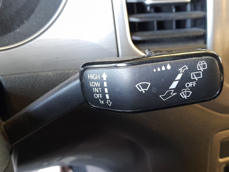 Recambio de mando luces y limpia para volkswagen golf sportsvan vii (am1, an1) 1.4 tsi referencia OEM IAM 5Q0953513AAIGI  