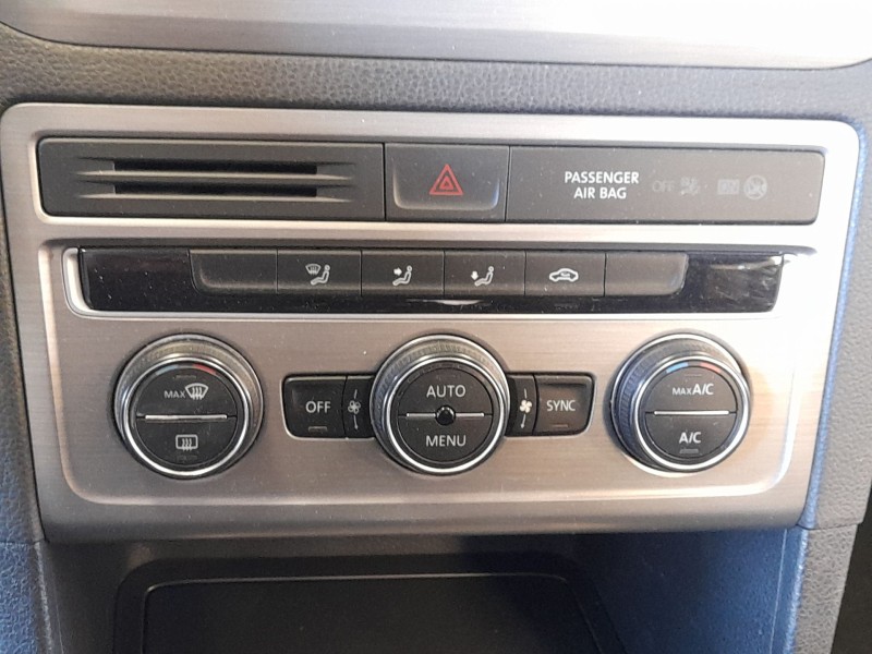 Recambio de mando climatizador para volkswagen golf sportsvan vii (am1, an1) 1.4 tsi referencia OEM IAM   