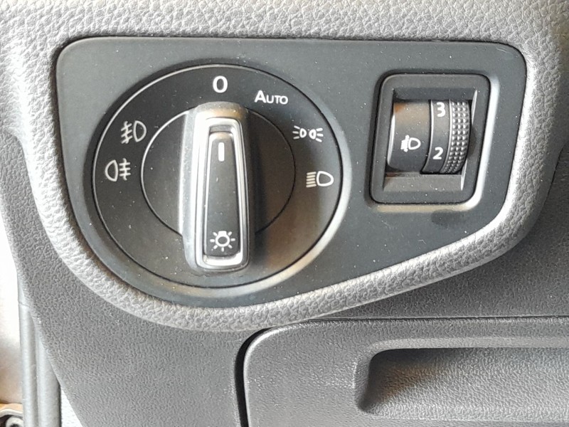 Recambio de mando luces para volkswagen golf sportsvan vii (am1, an1) 1.4 tsi referencia OEM IAM 5G0941431BFWZU  