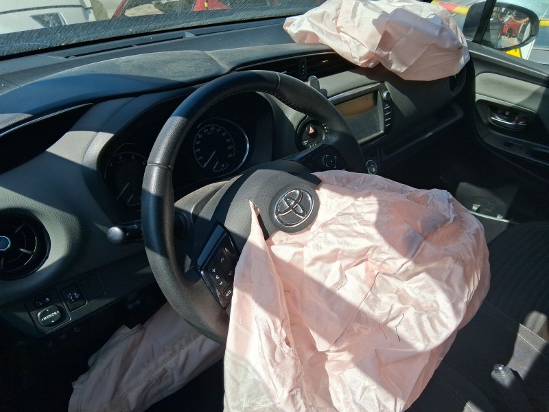 toyota yaris (_p13_) del año 2019