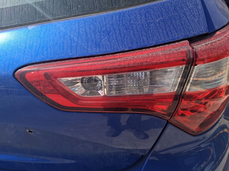 Recambio de piloto trasero derecho interior para toyota yaris (_p13_) 1.5 (nsp131_) referencia OEM IAM   