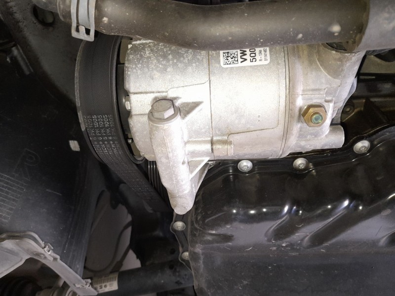Recambio de compresor aire acondicionado para volkswagen golf sportsvan vii (am1, an1) 1.4 tsi referencia OEM IAM 5Q0820803K  