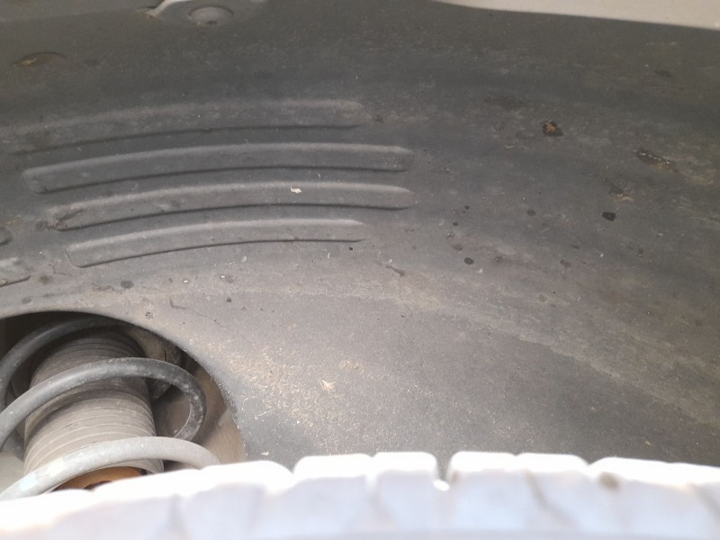 Recambio de plastico pase rueda del. izq. para volkswagen golf sportsvan vii (am1, an1) 1.4 tsi referencia OEM IAM 5G0805911AK 5