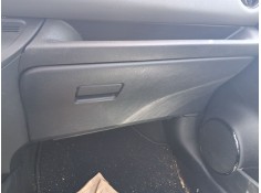 Recambio de guantera para toyota yaris (_p13_) 1.5 (nsp131_) referencia OEM IAM 555500D151C1  