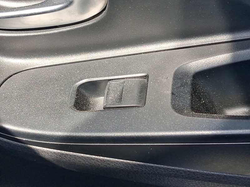 Recambio de mando elevalunas delantero derecho para toyota yaris (_p13_) 1.5 (nsp131_) referencia OEM IAM 8481002260  