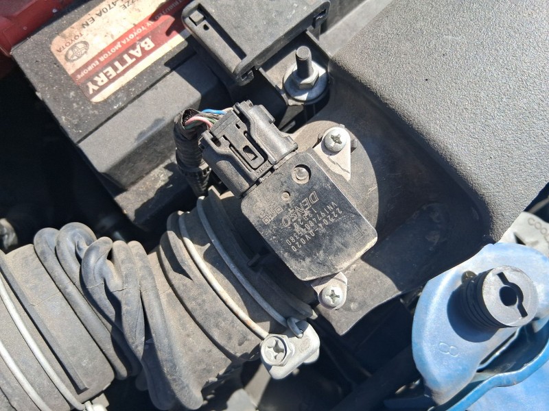 Recambio de caudalimetro para toyota yaris (_p13_) 1.5 (nsp131_) referencia OEM IAM 222040V020  