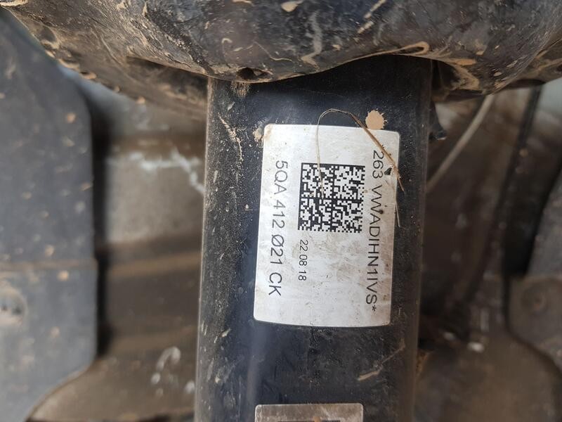 Recambio de amortiguador delantero izquierdo para volkswagen touran (5t1) 1.6 tdi referencia OEM IAM 5QA412021CK  