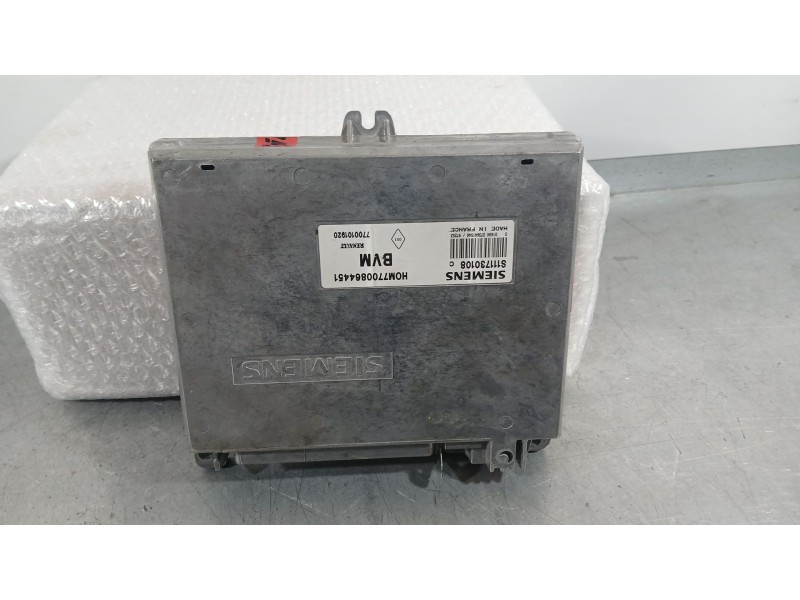 Recambio de centralita motor uce para renault megane i (ba0/1_) 1.4 e (ba0e, ba0v) referencia OEM IAM 7700101920  