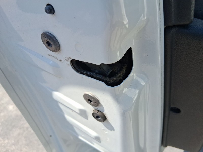 Recambio de cerradura puerta delantera izquierda para peugeot 308 i (4a_, 4c_) 1.6 hdi referencia OEM IAM 9800616680  