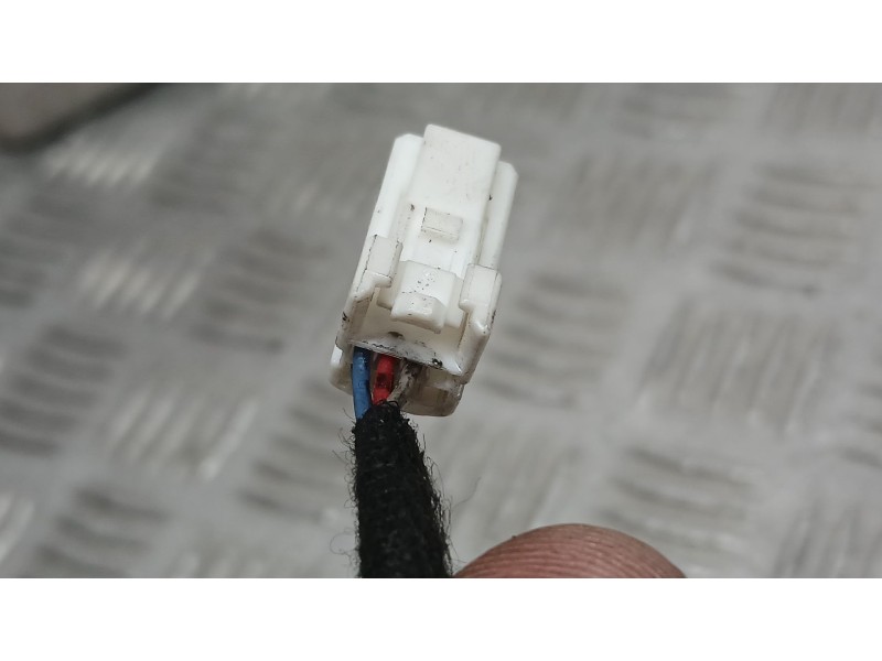 Recambio de retrovisor izquierdo para nissan micra v (k14) 1.0 referencia OEM IAM 963025FA1D ELECTRICO ROZADO 5 CABLES 