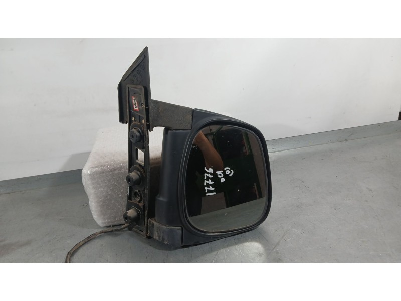 Recambio de retrovisor derecho para hyundai h-1 / starex autobús (a1) 2.5 d referencia OEM IAM 876204A300  