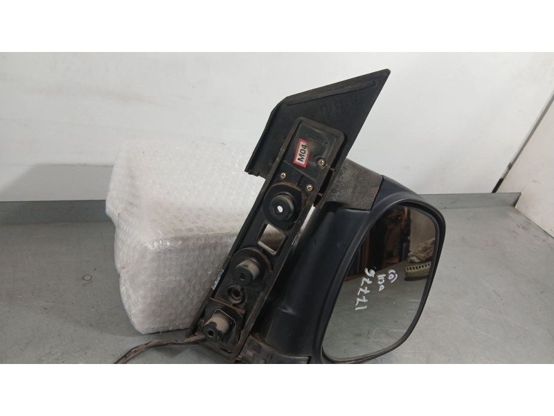 Recambio de retrovisor derecho para hyundai h-1 / starex autobús (a1) 2.5 d referencia OEM IAM 876204A300  