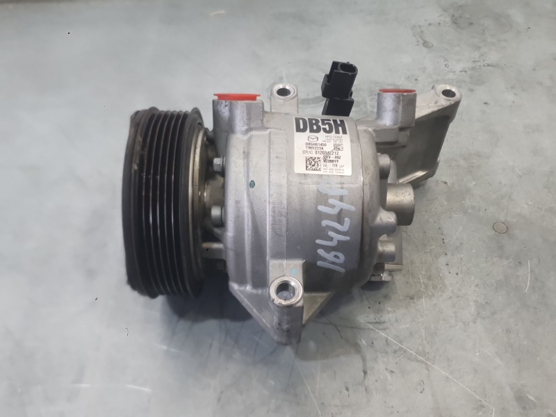 Recambio de compresor aire acondicionado para mazda 2 lim. () black tech edition referencia OEM IAM D09W61450  