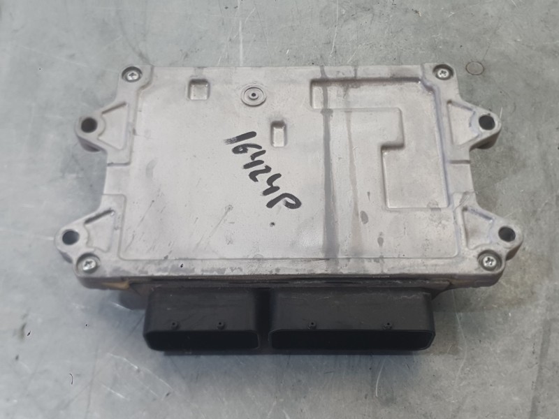 Recambio de centralita motor uce para mazda 2 lim. () black tech edition referencia OEM IAM   