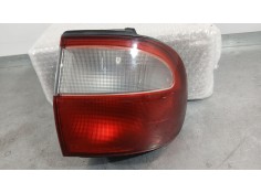 PILOTO TRASERO DERECHO EXTERIOR 924024A010 ROZADO 