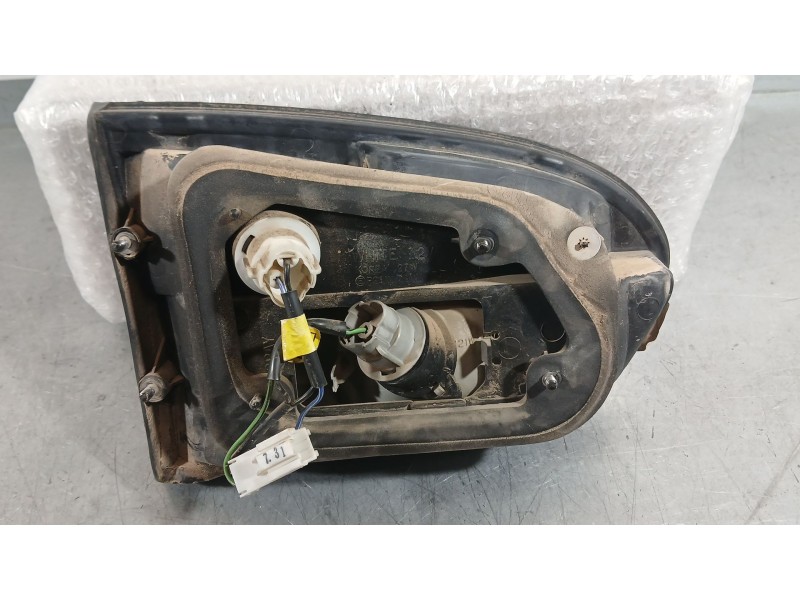 Recambio de piloto trasero derecho interior para hyundai h-1 / starex autobús (a1) 2.5 d referencia OEM IAM 924064A021  