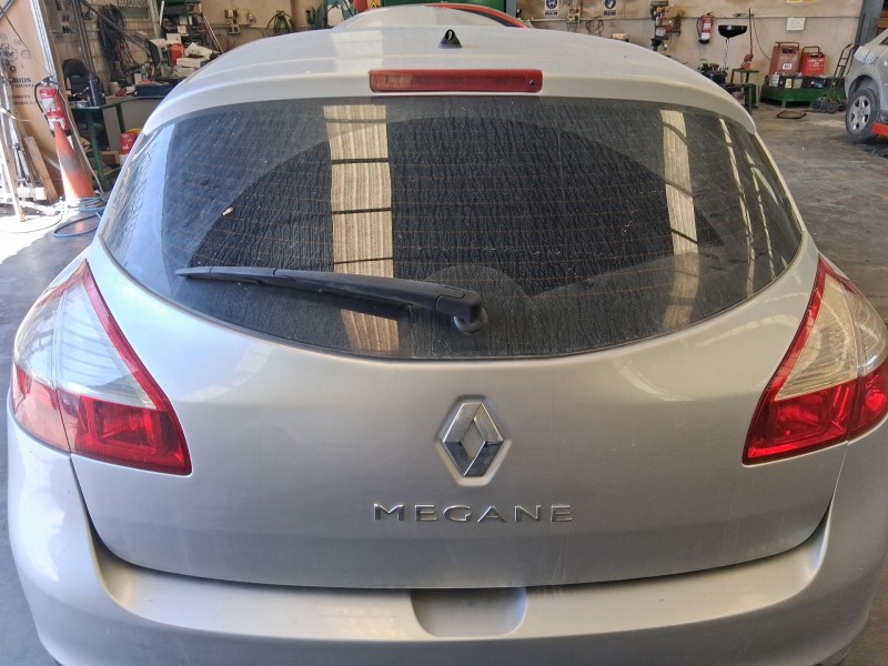 Recambio de porton trasero para renault megane iii hatchback (bz0/1_, b3_) 1.5 dci referencia OEM IAM 901002517R  