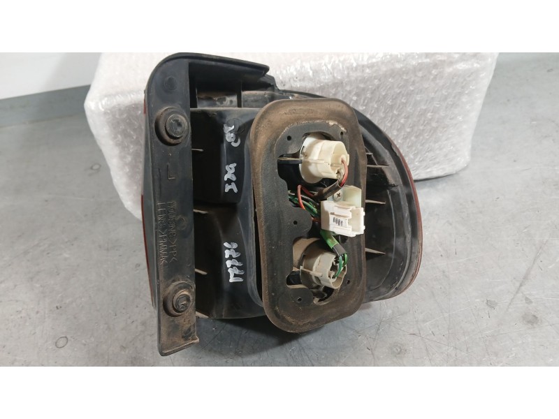 Recambio de piloto trasero izquierdo exterior para hyundai h-1 / starex autobús (a1) 2.5 d referencia OEM IAM 924014A010  