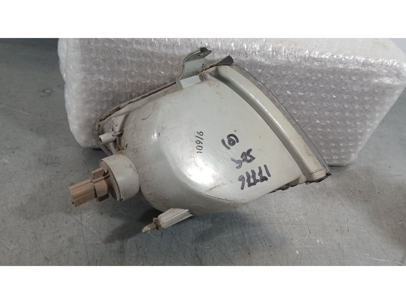 Recambio de piloto delantero izquierdo para hyundai h-1 / starex autobús (a1) 2.5 d referencia OEM IAM 923014A500  
