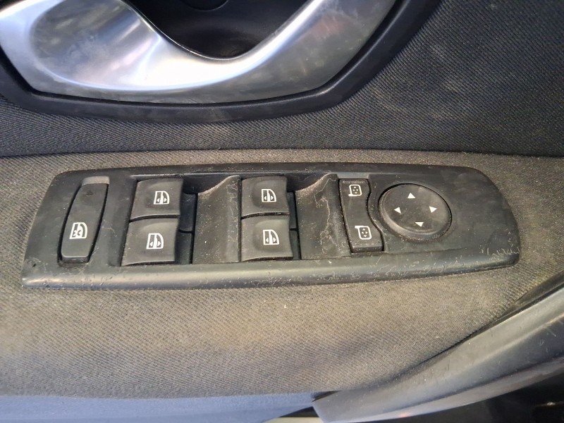 Recambio de mando elevalunas delantero izquierdo para renault megane iii hatchback (bz0/1_, b3_) 1.5 dci referencia OEM IAM 8096