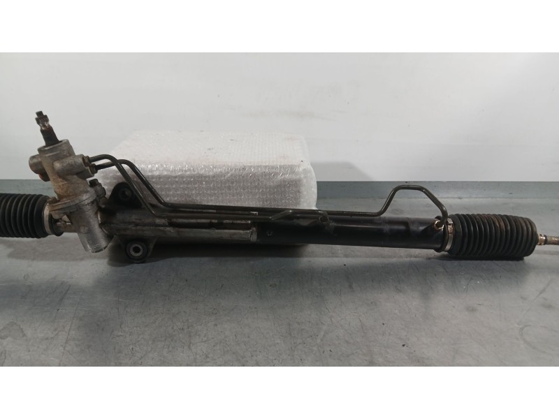 Recambio de cremallera direccion para hyundai h-1 / starex autobús (a1) 2.5 d referencia OEM IAM 577004A600  