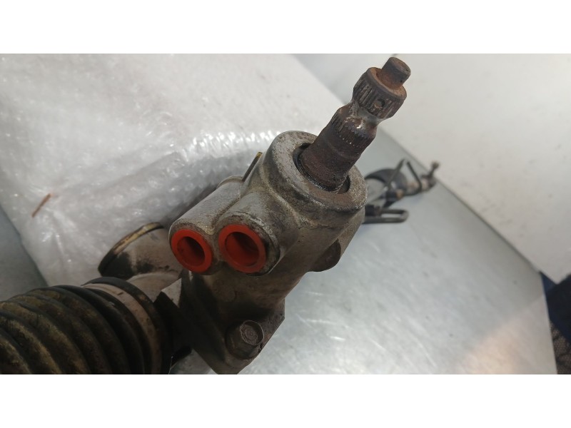 Recambio de cremallera direccion para hyundai h-1 / starex autobús (a1) 2.5 d referencia OEM IAM 577004A600  