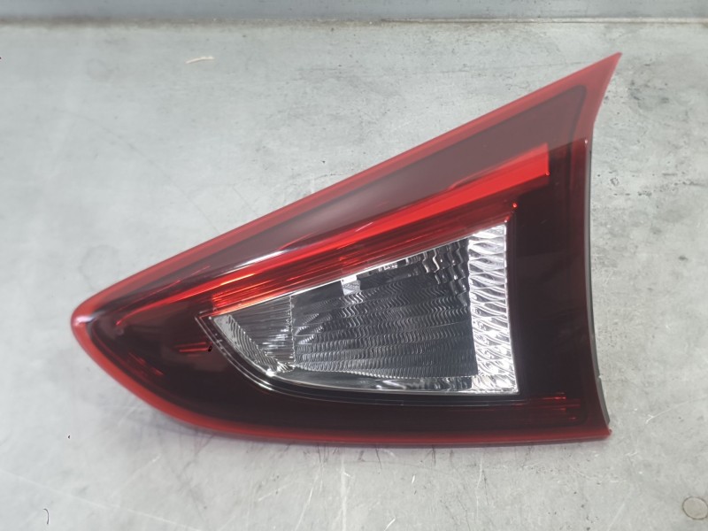 Recambio de piloto trasero derecho para mazda 2 lim. () black tech edition referencia OEM IAM DB5J513F0B  