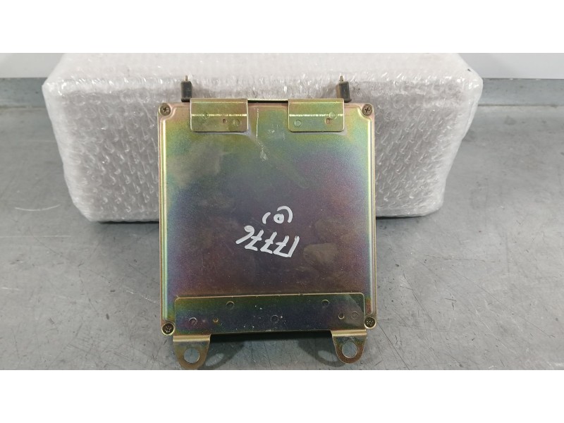 Recambio de centralita motor uce para hyundai h-1 / starex autobús (a1) 2.5 d referencia OEM IAM   