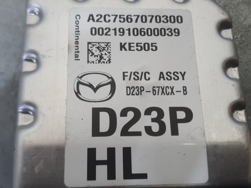 Recambio de camara para mazda 2 lim. () black tech edition referencia OEM IAM D43N67RC0A  