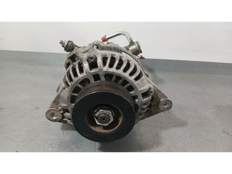 Recambio de alternador para hyundai h-1 / starex autobús (a1) 2.5 d referencia OEM IAM 3730042455  