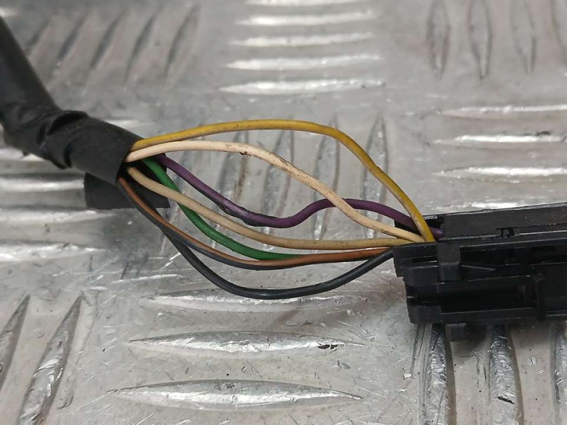 Recambio de retrovisor derecho para alfa romeo mito (145) basis referencia OEM IAM 0156106550  ELECTRICO