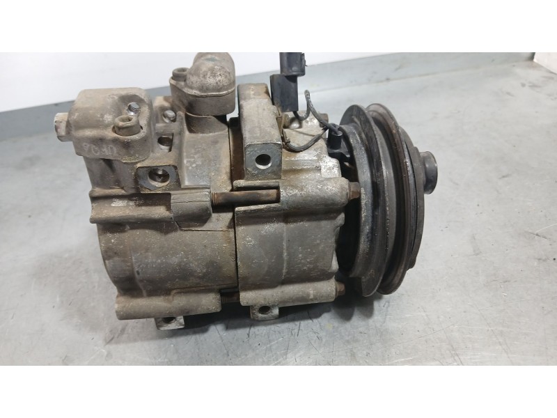 Recambio de compresor aire acondicionado para hyundai h-1 / starex autobús (a1) 2.5 d referencia OEM IAM 977014A370  