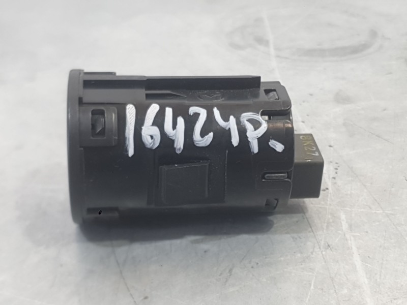 Recambio de boton start/stop para mazda 2 lim. () black tech edition referencia OEM IAM   