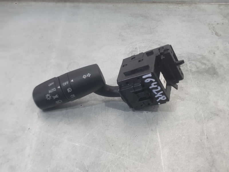 Recambio de mando intermitentes para mazda 2 lim. () black tech edition referencia OEM IAM DA6D66122B  DA6D66122B LUCES-DA6B6612