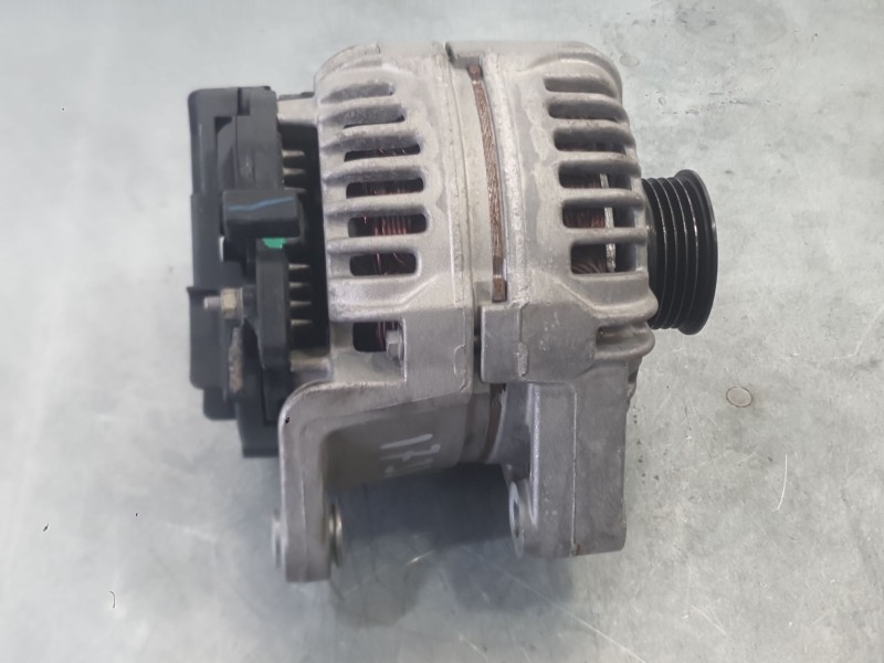 Recambio de alternador para opel corsa c (x01) 1.2 (f08, f68) referencia OEM IAM 93177833  