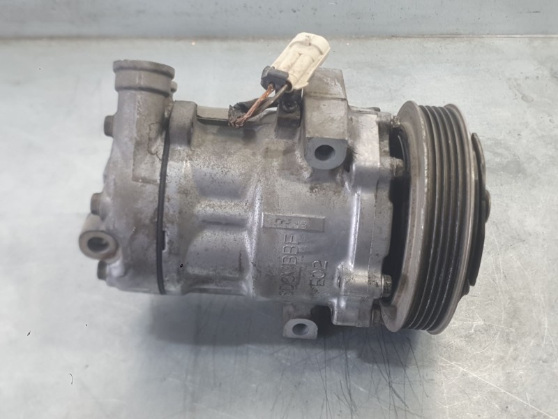 Recambio de compresor aire acondicionado para opel corsa c (x01) 1.2 (f08, f68) referencia OEM IAM 93176863  93176876