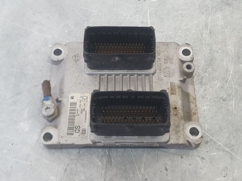 Recambio de centralita motor uce para opel corsa c (x01) 1.2 (f08, f68) referencia OEM IAM   