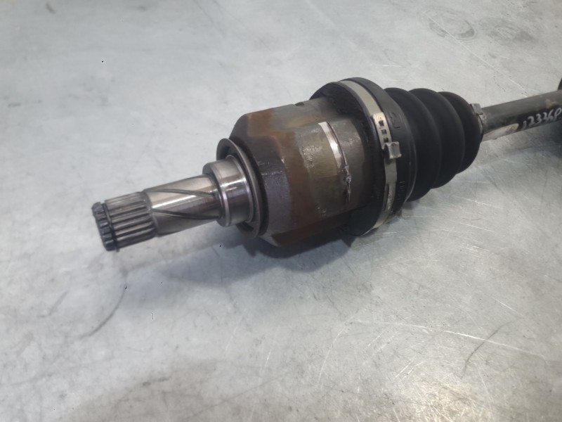 Recambio de transmision delantera izquierda para opel corsa c (x01) 1.2 (f08, f68) referencia OEM IAM 26076883  