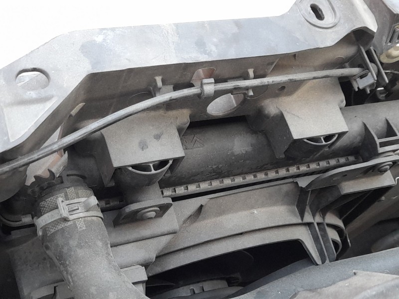 Recambio de radiador agua para citroën c3 ii (sc_) 1.0 vti 68 referencia OEM IAM 1330Q5  