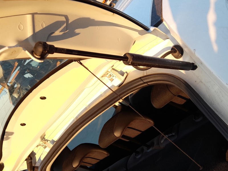 Recambio de amortiguadores maletero / porton para citroën c3 ii (sc_) 1.0 vti 68 referencia OEM IAM 8731T9  