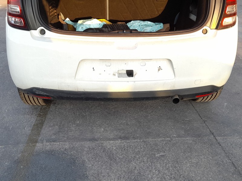 Recambio de paragolpes trasero para citroën c3 ii (sc_) 1.0 vti 68 referencia OEM IAM 7410KY TOCADO 
