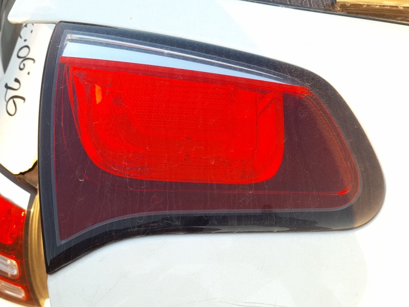 Recambio de piloto trasero izquierdo interior para citroën c3 ii (sc_) 1.0 vti 68 referencia OEM IAM 6350JC  
